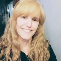 Tracey Hendsbee