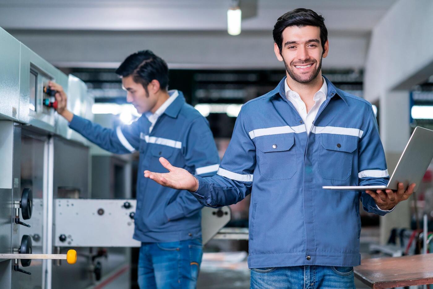 Toronto’s Manufacturing Workforce in 2026: Who’s Hiring and What’s Changing