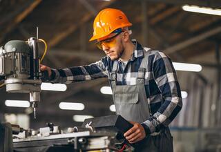 Inside Ontario’s Manufacturing Job Market: What Job Seekers and Employers Should Know
